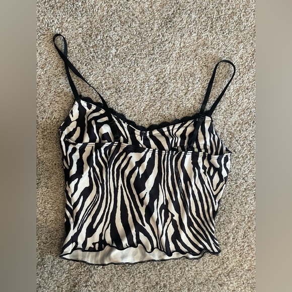 Zebra print top - Picture 2 of 3